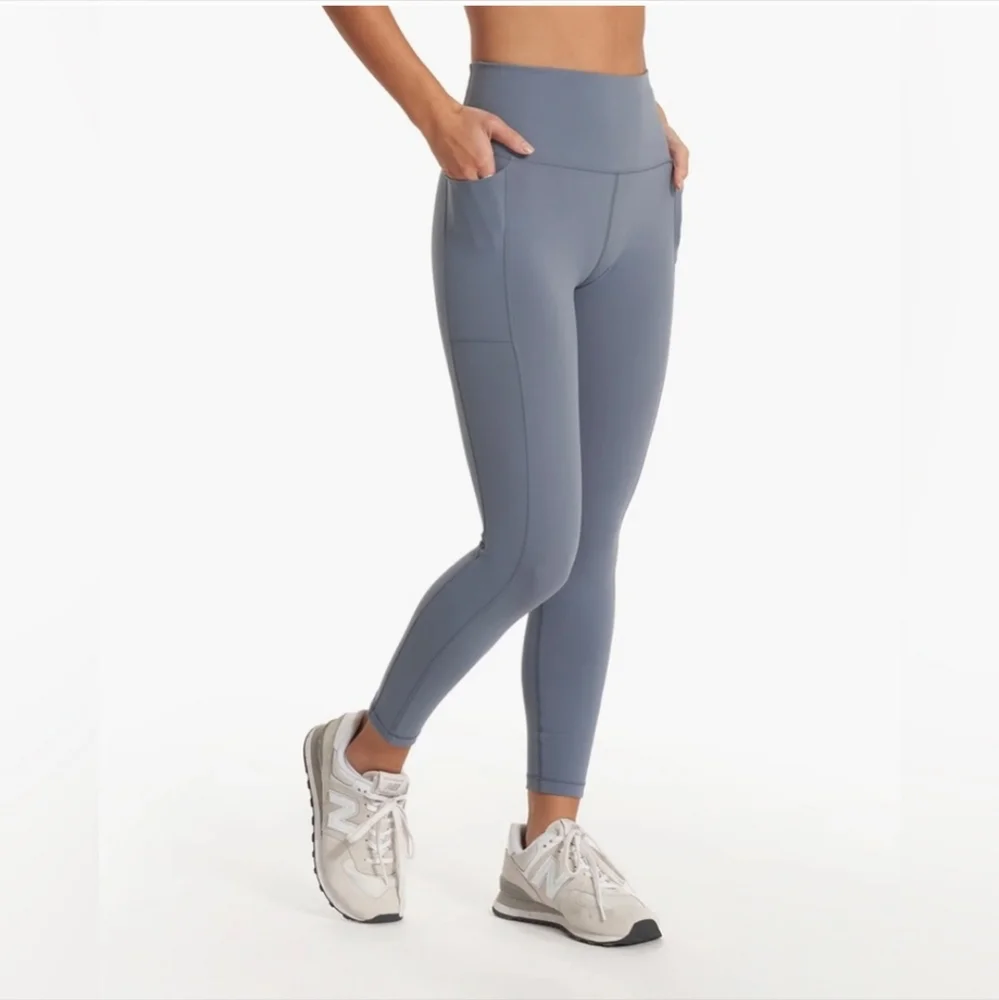 🌟 NWT 🌟 Vuori Studio Pocket Leggings-Short - Picture 3 of 4